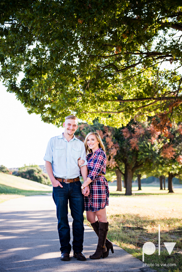 Alissa Adam Fort Worth Engagment Session Trinity River Joe T Garcias restaurant patio bridge fall outdoors texas couple adorable modern plaid Sarah Whittaker Photo La Vie-2.JPG