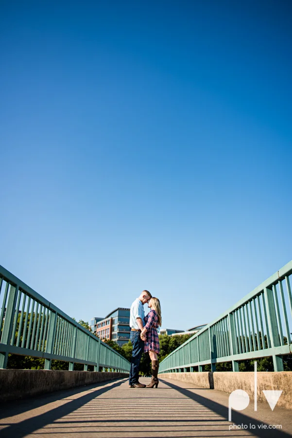 Alissa Adam Fort Worth Engagment Session Trinity River Joe T Garcias restaurant patio bridge fall outdoors texas couple adorable modern plaid Sarah Whittaker Photo La Vie-7.JPG
