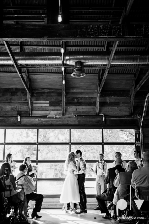 Marie Cord wedding Georgetown Union on Eighth Texas architecture modern vintage industrial books thegoodreads read Sarah Whittaker Photo La Vie-48.JPG