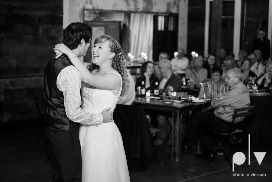 Marie Cord wedding Georgetown Union on Eighth Texas architecture modern vintage industrial books thegoodreads read Sarah Whittaker Photo La Vie-76.JPG