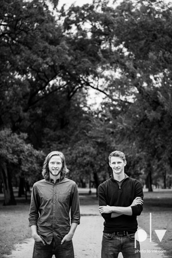 Twin gingers red hair head boys brothers senior photos fort worth downtown sundance square trinity park T&P building Sarah Whittaker Photo La Vie-24.JPG