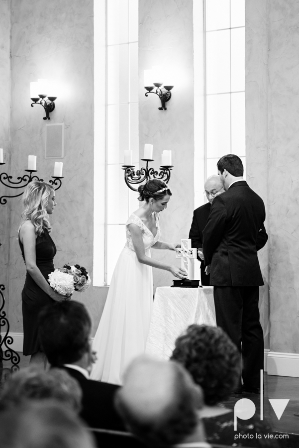 Lena Scott TheNewlywedNeills DFW Dallas Fort Worth Wedding Fall Thanksgiving lace purple Sarah Whittaker Photo La Vie-28.JPG