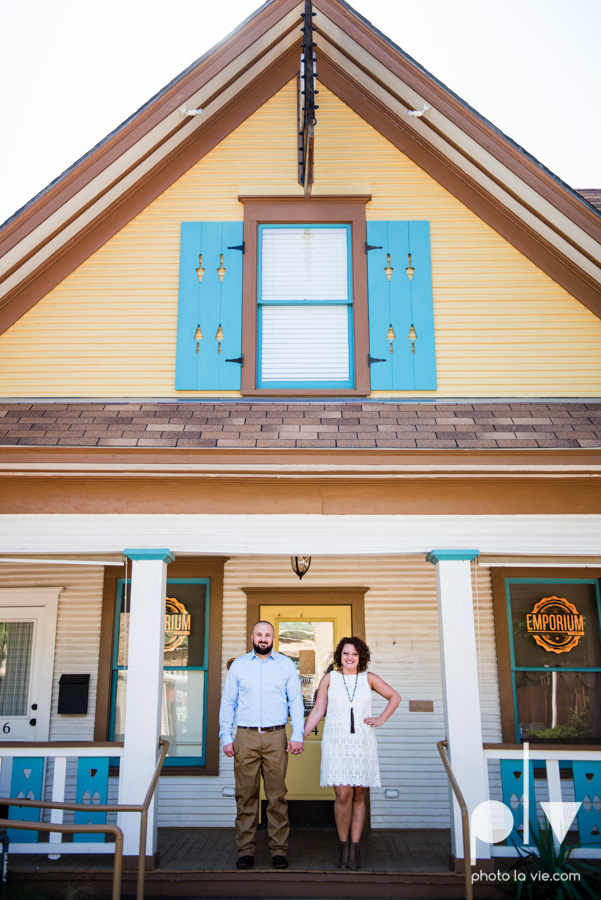 engagement session DFW couple Dallas bishiop arts district white rock lake summer outdoors suitcase docks water trees urban walls colors vines emporium pies Sarah Whittaker Photo La Vie-8.JPG