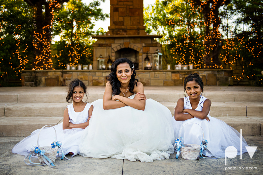 Debbie Trevor wedding ruthe jackson center dfw texas multicultural indian india traditional christian lights Sarah Whittaker Photo La Vie-23.JPG