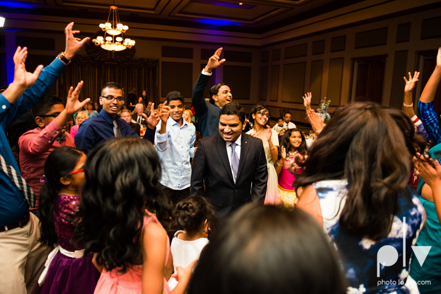 Debbie Trevor wedding ruthe jackson center dfw texas multicultural indian india traditional christian lights Sarah Whittaker Photo La Vie-38.JPG