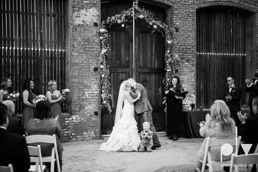 alyssa adam schroeder wedding mckinny cotton mill dfw texas outdoors summer wedding married pink dress vines walls blue lights Sarah Whittaker Photo La Vie-38.JPG