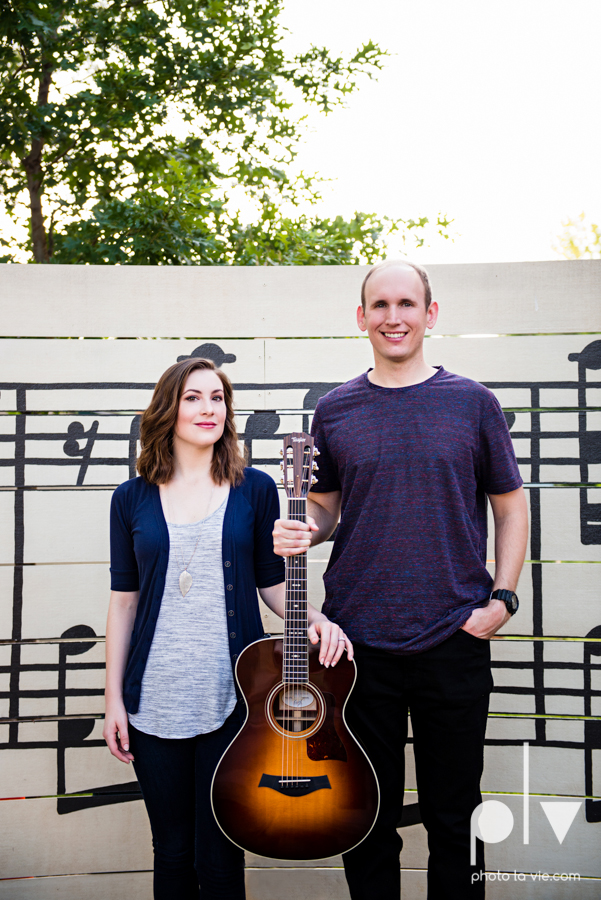 Tori Robert engagement session esession DFW Dallas Bishop Arts District Park Field tx couple guitar ring mural urban walls trees outdoors summer spring emporium pies music poplove Sarah Whittaker Photo La Vie-4.JPG