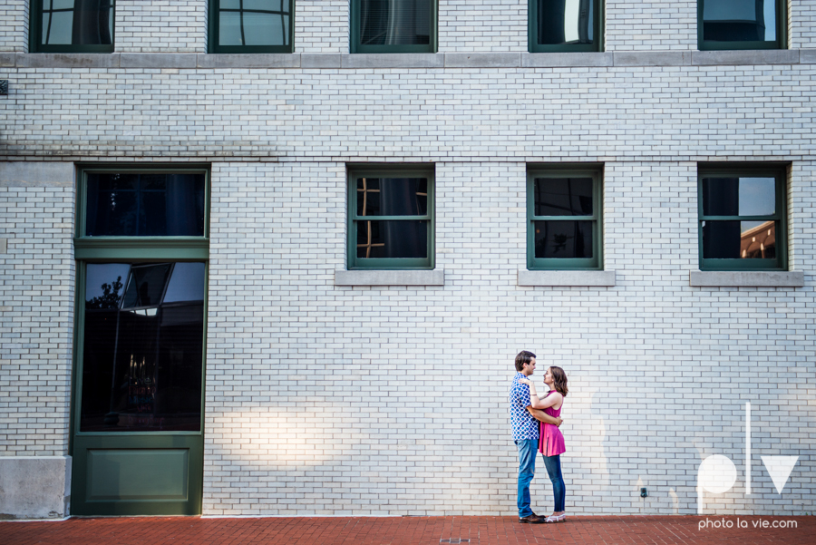 Doobie Kate downtown fort worth anniversary session mini pink blue couple urban walls vintage historic cowtown sarah whittaker Photo La Vie-1.JPG