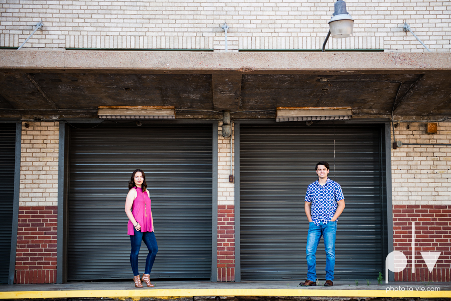 Doobie Kate downtown fort worth anniversary session mini pink blue couple urban walls vintage historic cowtown sarah whittaker Photo La Vie-6.JPG