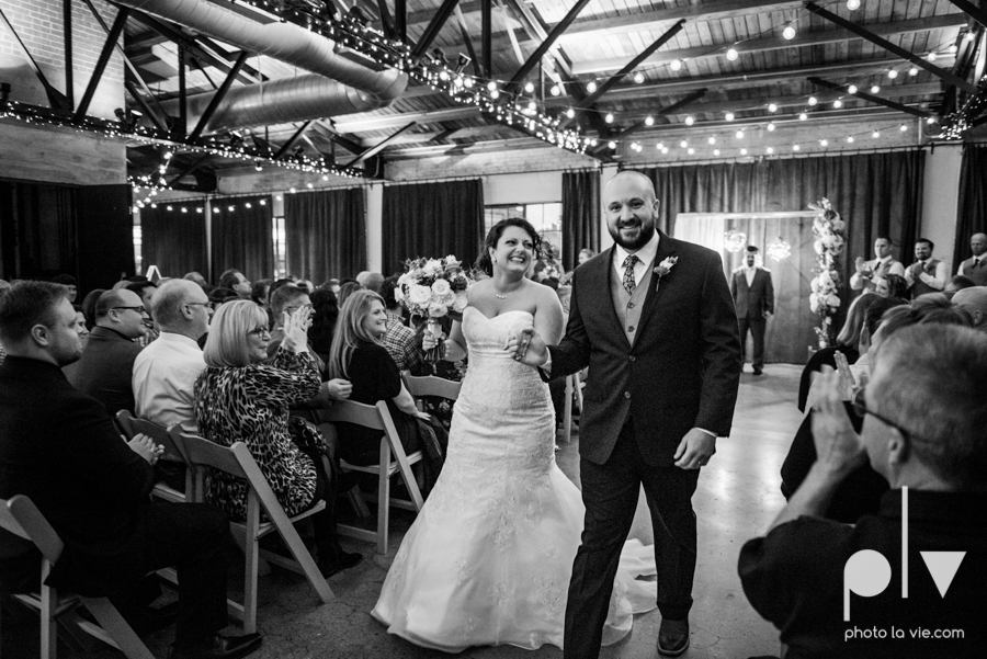 potts wedding hickory street annex dallas texas tx bride groom couple floral blues fabulous lighting donuts cake Tara Todd Sarah Whittaker Photo La Vie-30.JPG