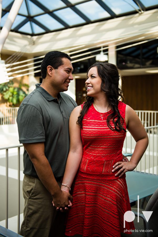 DFW engagement session Dallas hunt hill bridge pedestrian bridge University of Dallas couple DU summer Photo La Vie-1.JPG