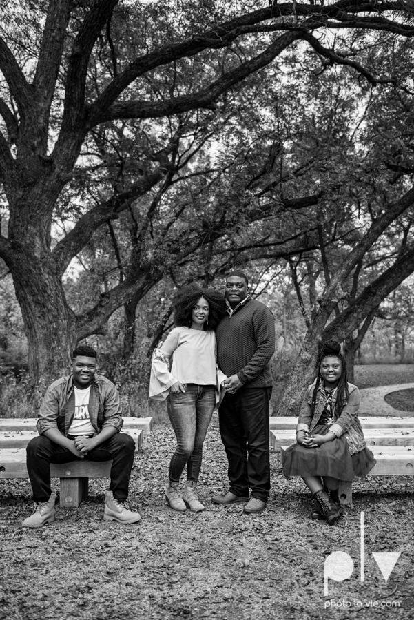 family mini session Oliver nature park mansfield texas children siblings kids couple teens tweens boy girl african american black purple outfits style Sarah Whittaker Photo La Vie-1.JPG