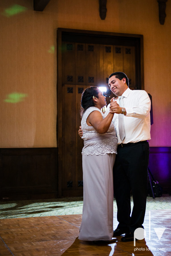 wedding photography dallas texas university of dallas irving las colinas country club mariachi Sarah Whittaker Photo La Vie-50.JPG