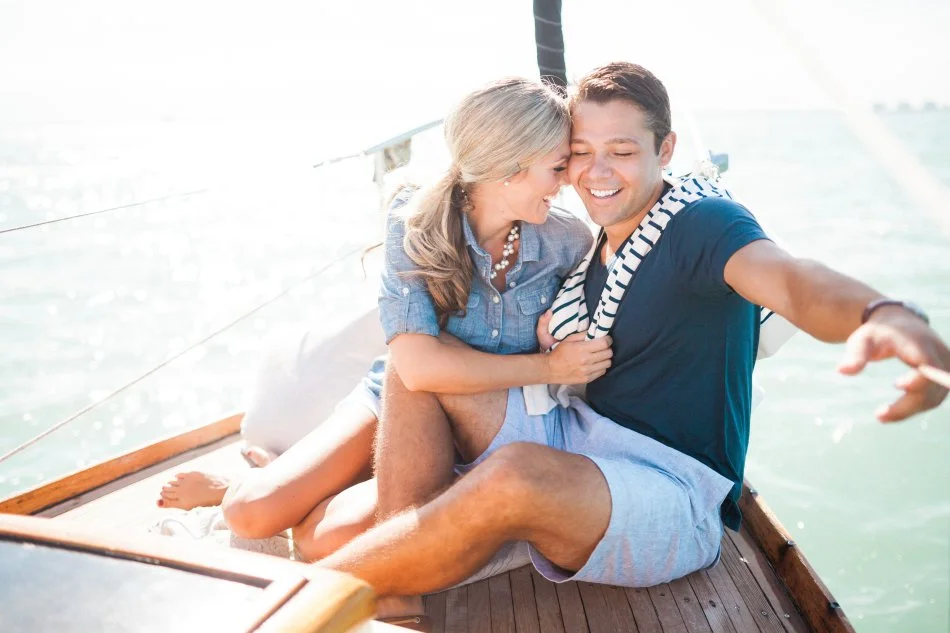 naples-luxury-sailing-engagement-photography-nautical-sailboat-engagement_1037.jpg