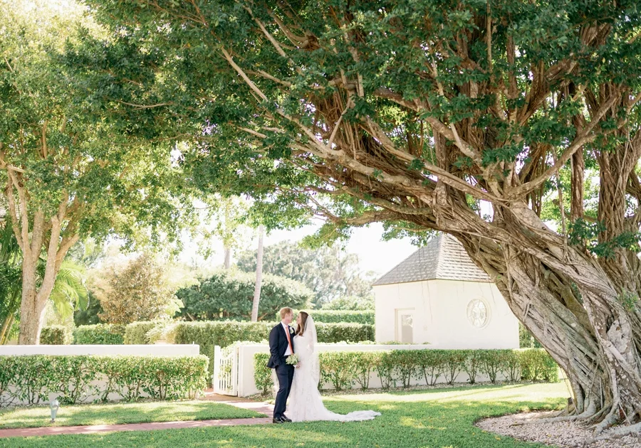 Port-Royal-Club-Wedding Photographer-Naples-FL-Destination-Wedding-Hunter-Ryan-Photo-HandJ_0330.jpg