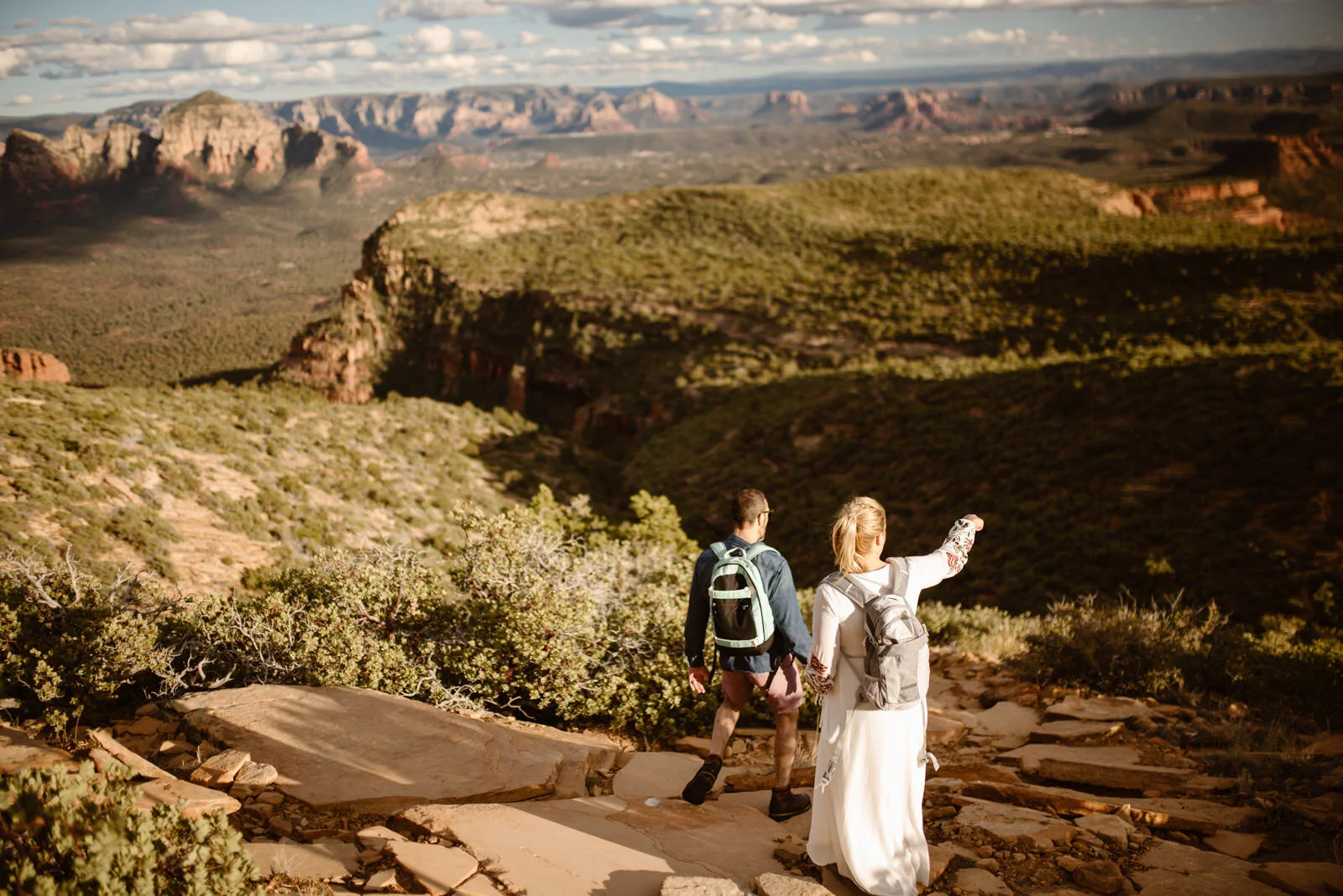 hiking-wedding