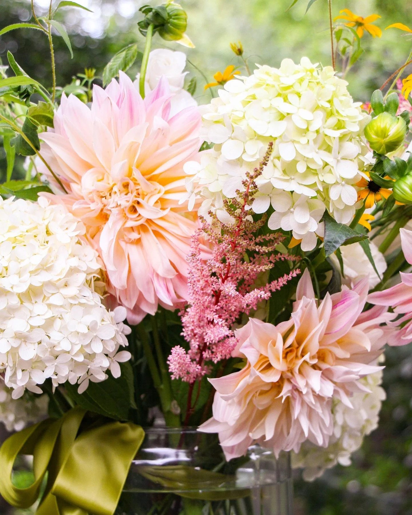 Summer Blooms for @gracepiperfields 🌸