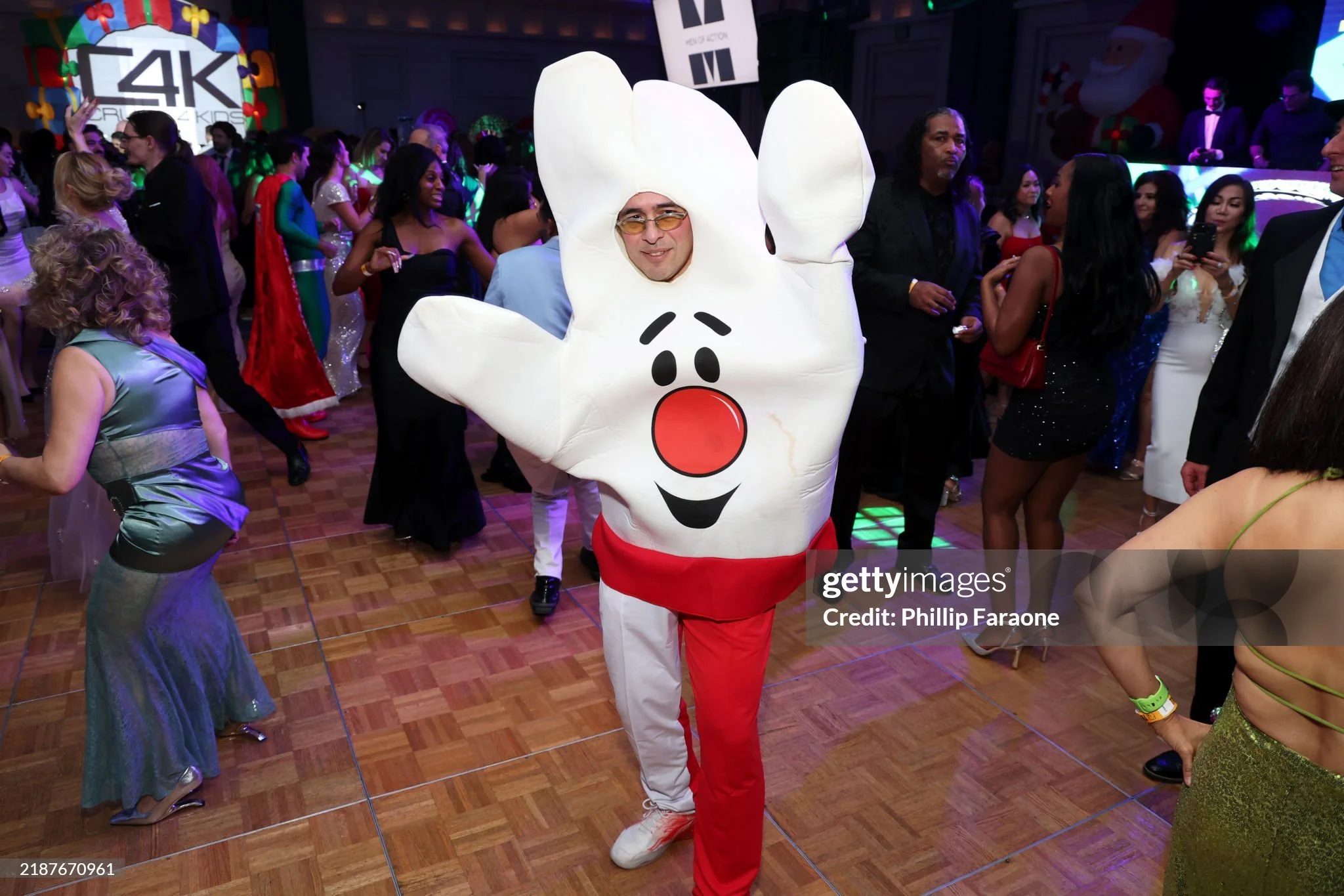 Getty Images Teddy Ball 2024 - Legacy Cause Play Society Hamburger Helper.jpg