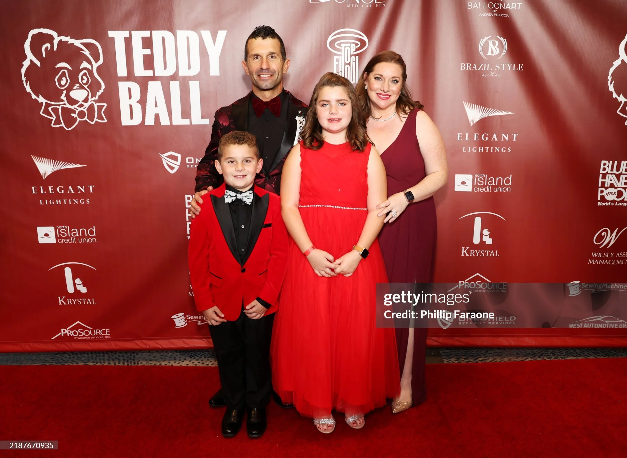 Getty Images Teddy Ball 2024 - Nino Venturella Bianca Venturella and family 2.jpg