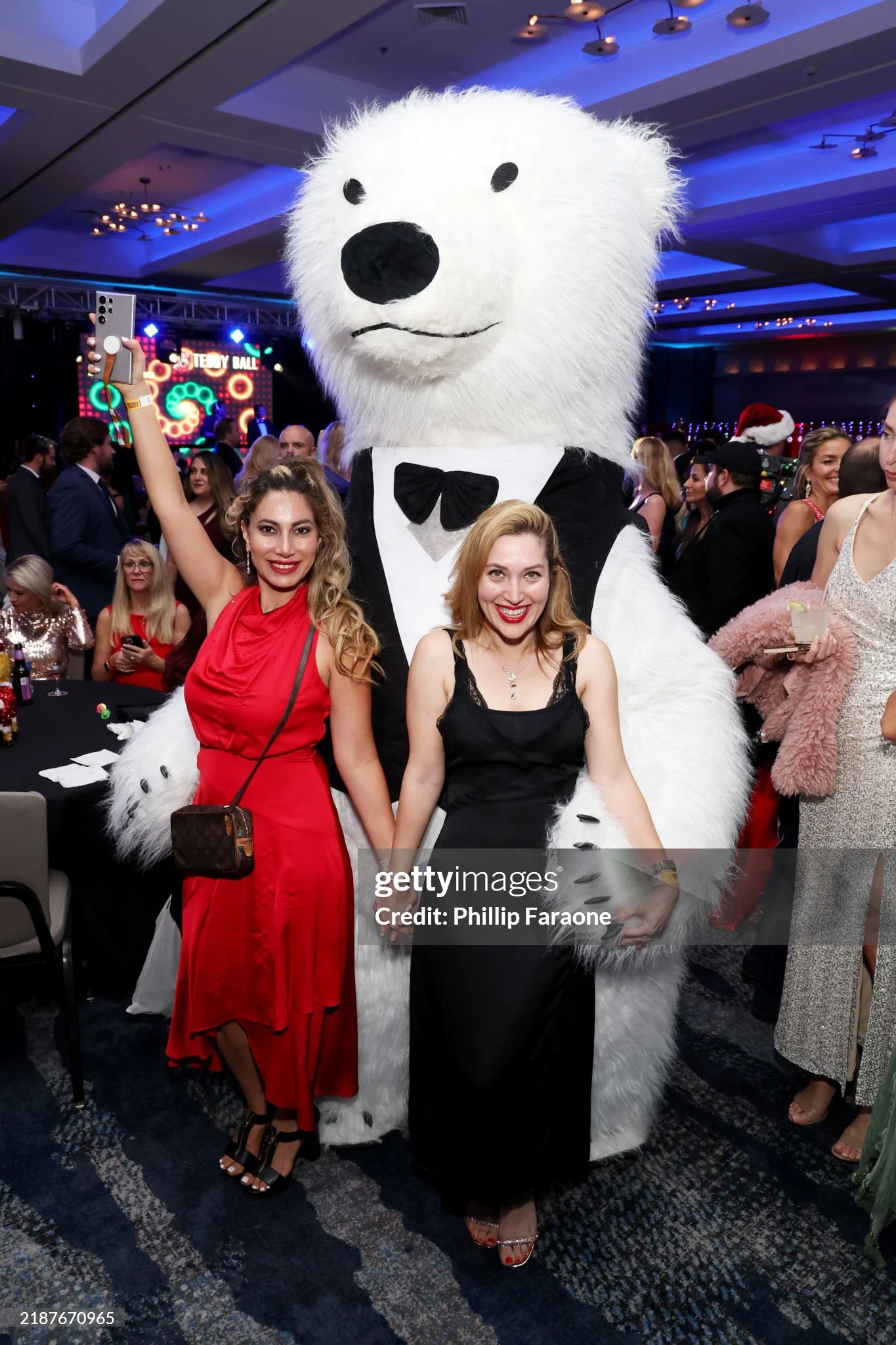 Getty Images Teddy Ball 2024 - Polar Bear 2 Ladies.jpg