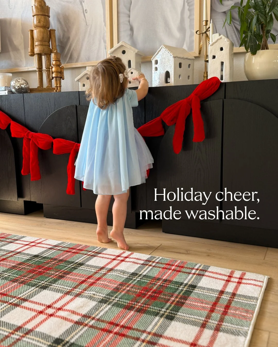 ACQ-FB-Holiday Shop-New IPP Holiday Statics-US-EH-1-Final.jpg