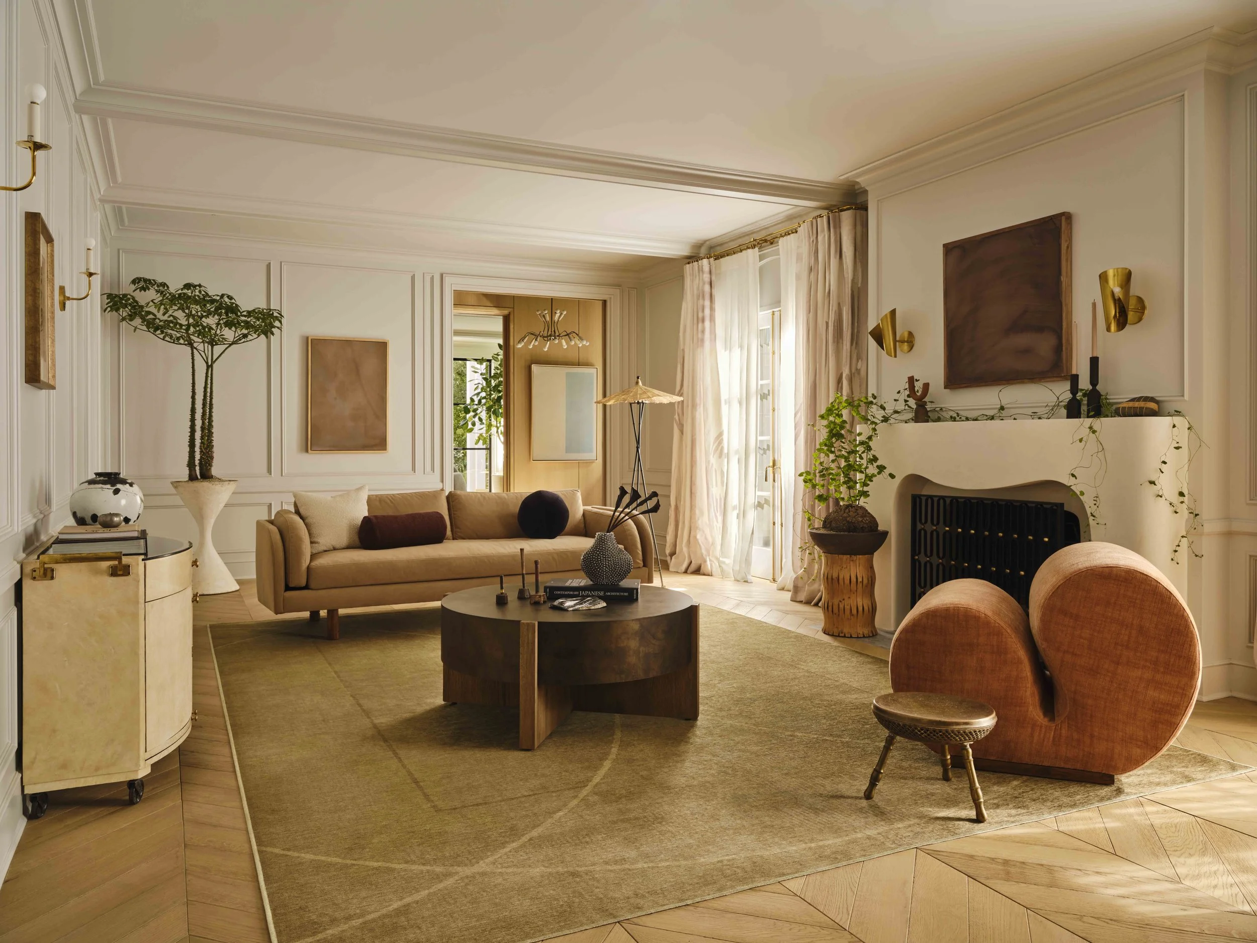241029ADIG_0257_LivingRoom_AylaGold_10x14_nofixture_lp_v5.jpg