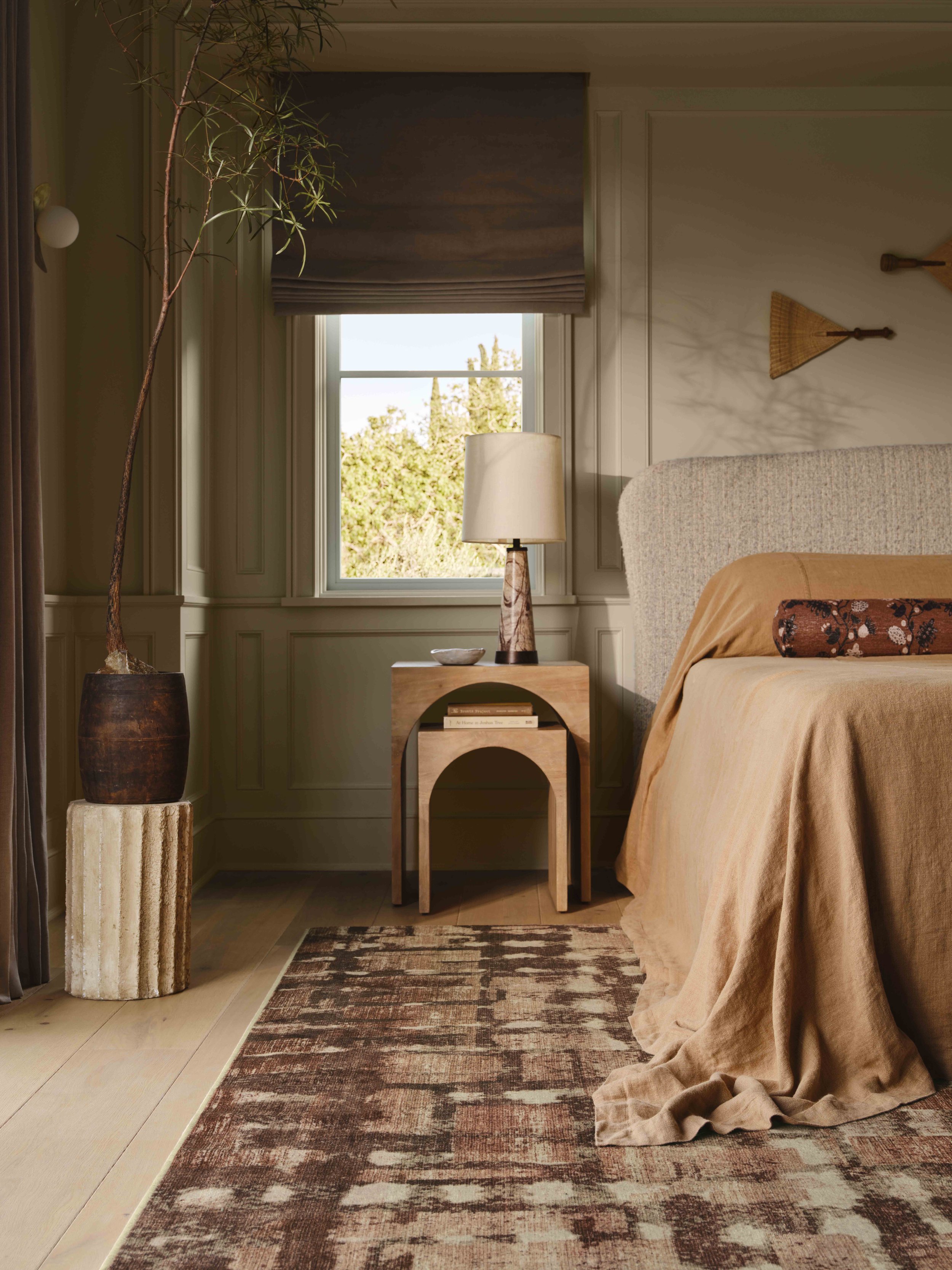 241029ADIG_0487_Bedroom_BrooklynCopperClay_9x12_lp_v5.jpg