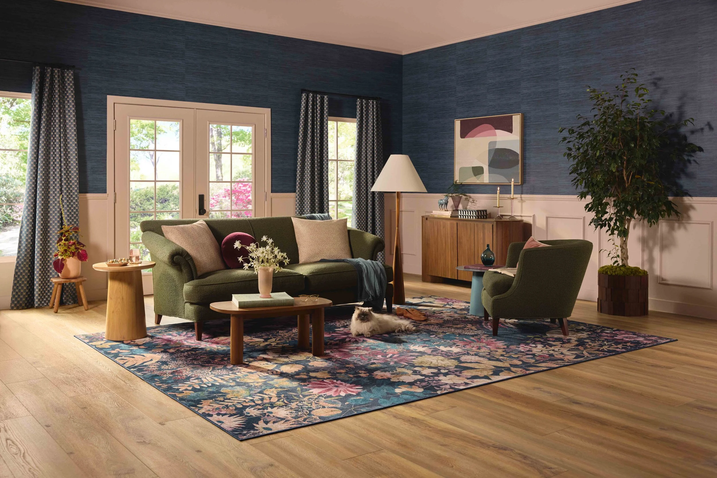 ROOM S-2601BERT-LVR-0899_WOMAN READING.jpg