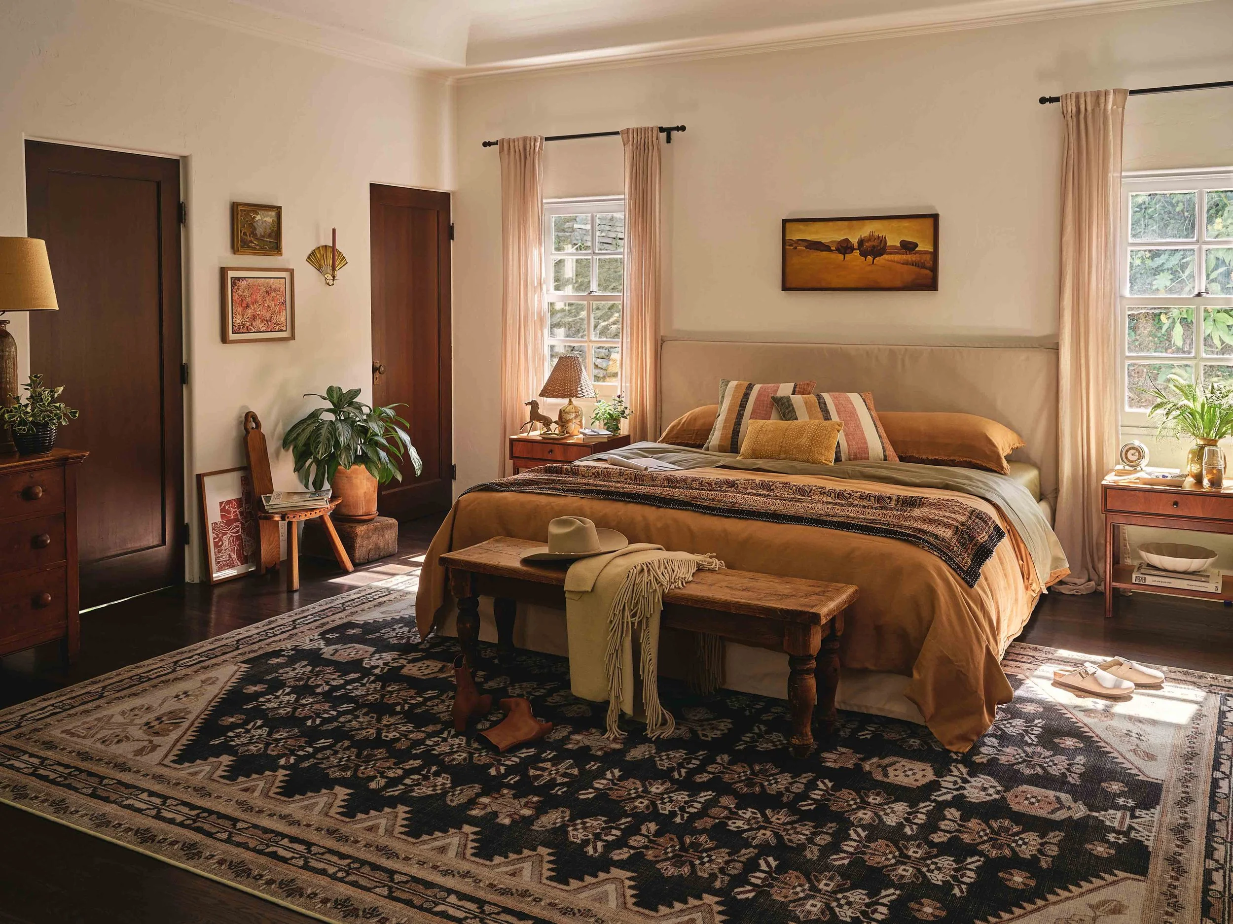250729HOST_0044_Bedroom_lp_v3.jpg