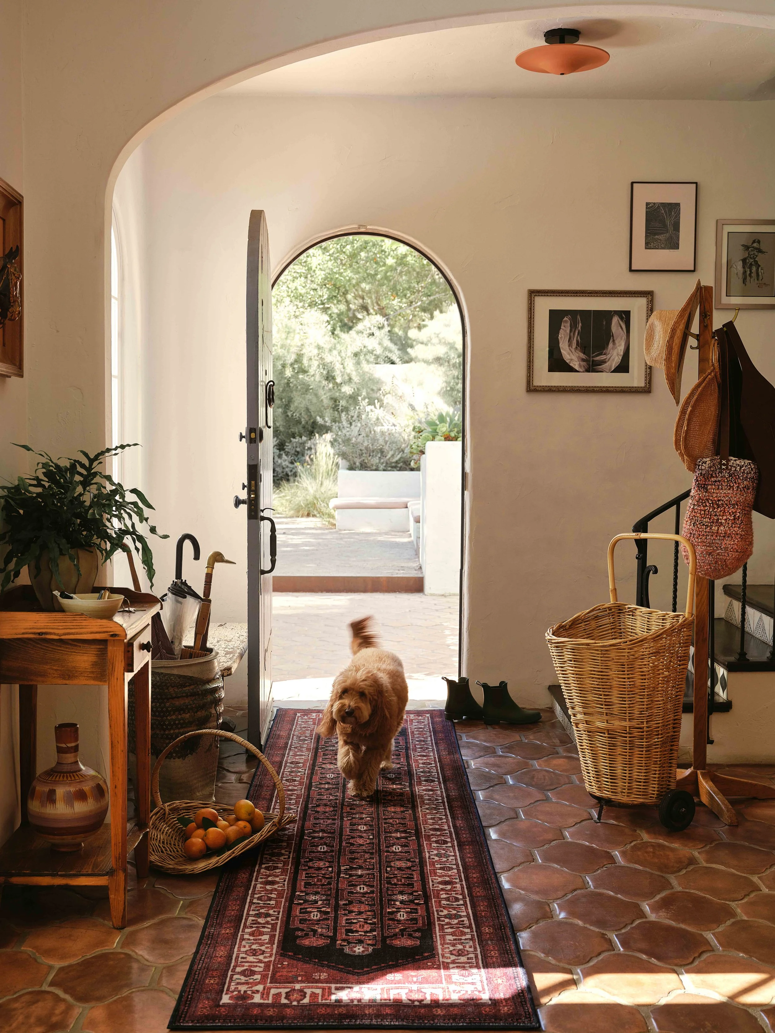250729HOST_1187_Entry_Way_lp_v3.jpg
