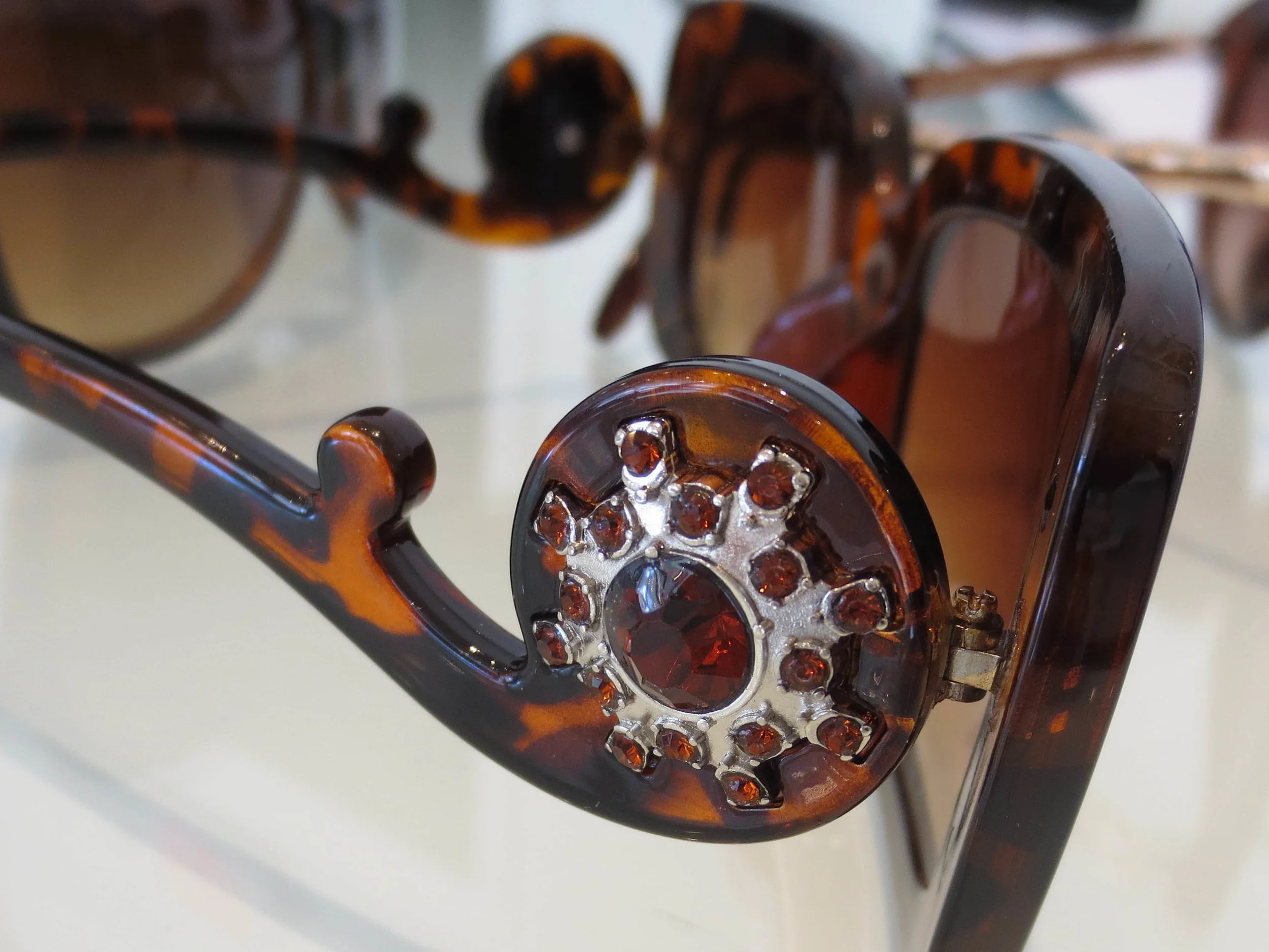 sunglasses-5.jpg