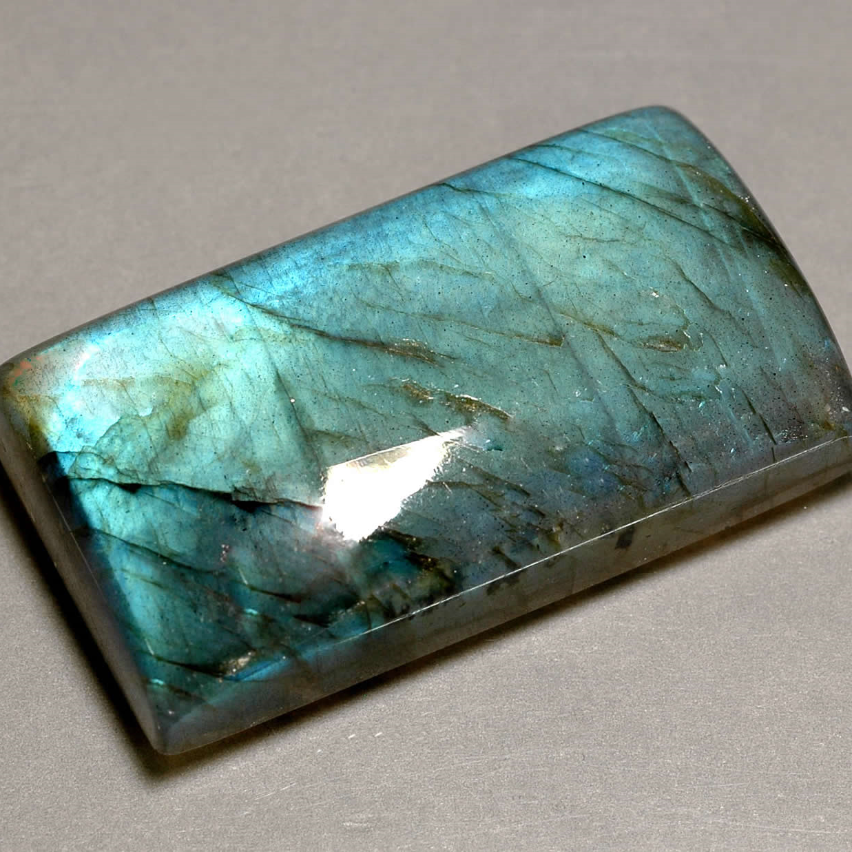 labradorite-cabochon-1.jpg