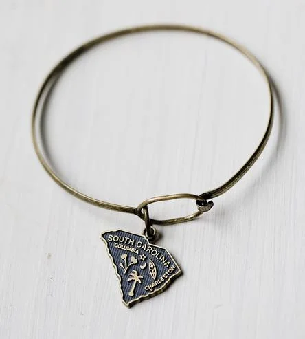 custom-state-charm-bracelet-1410530117.jpg
