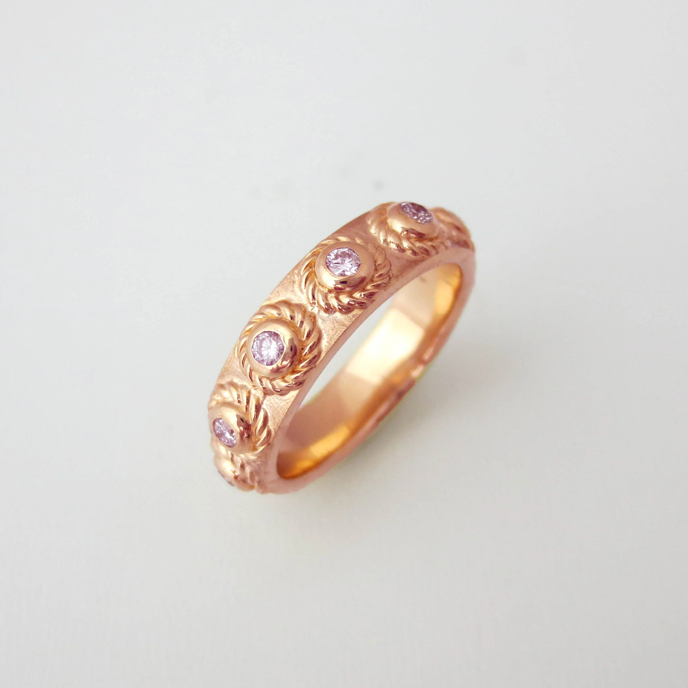 bands-rope-round-diamonds-9.jpg
