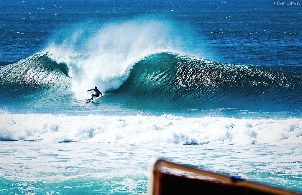 SurfingPipe-9274_web.jpg