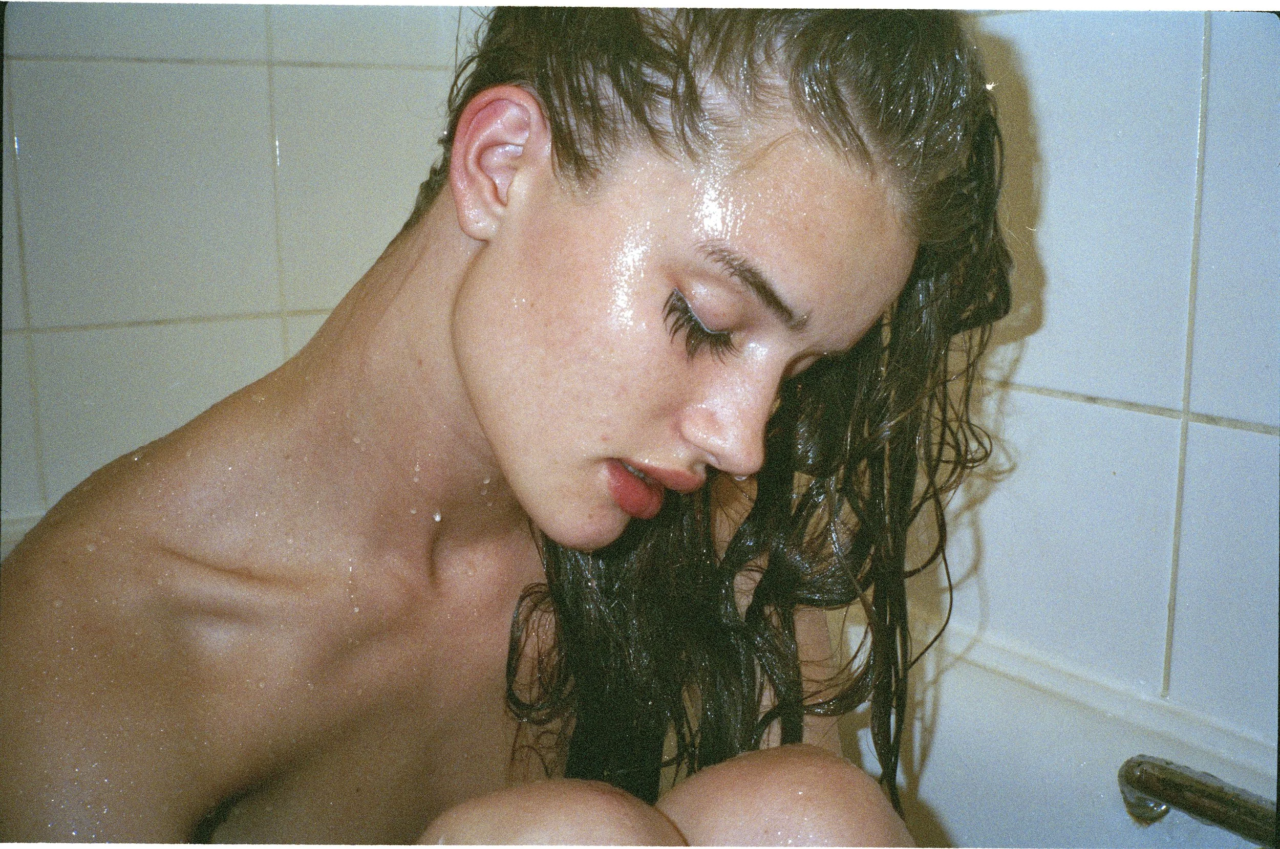 BATH0.jpg