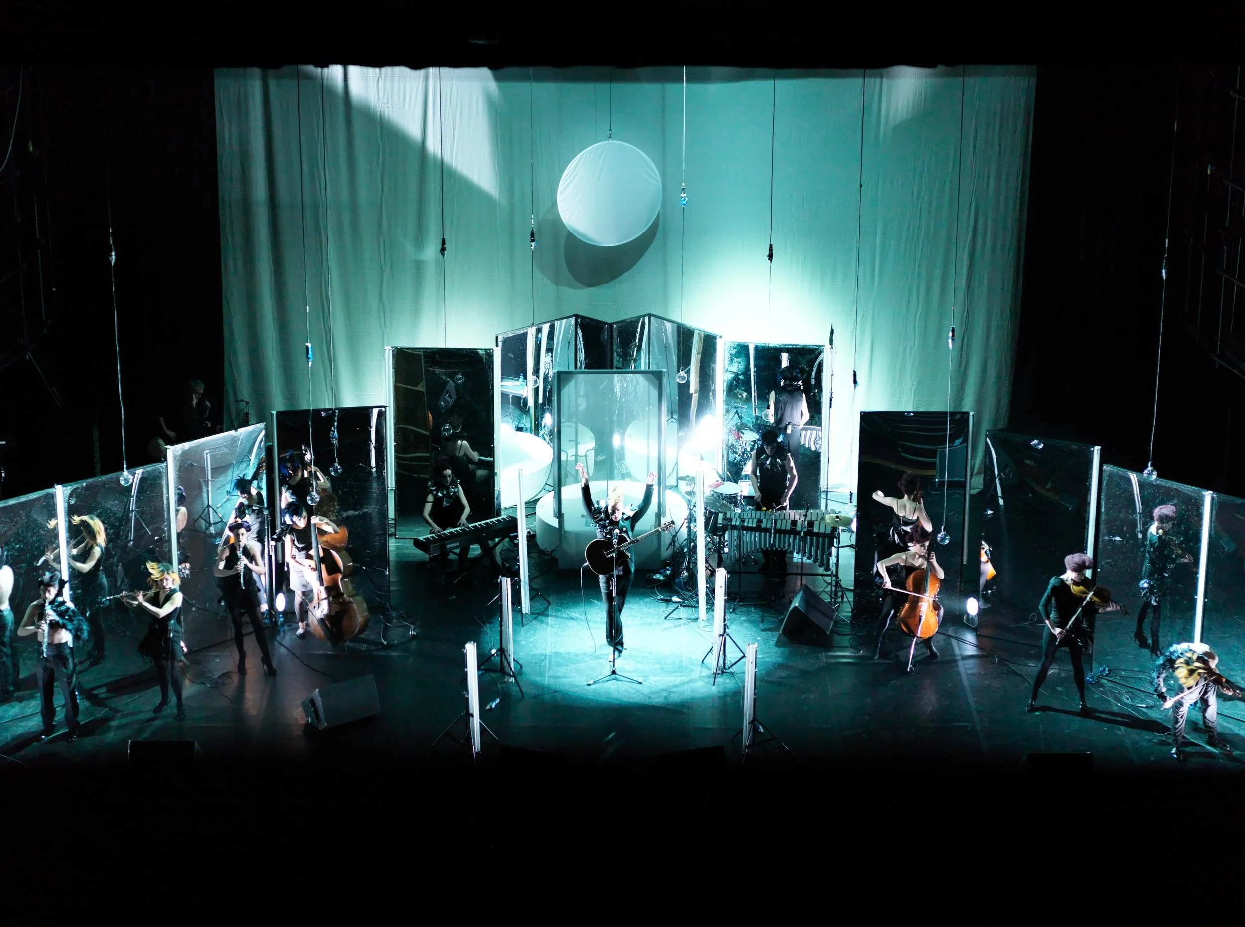 low res MM SPECTACLE - Micheal Heilgemeir 2010 - 55.jpg