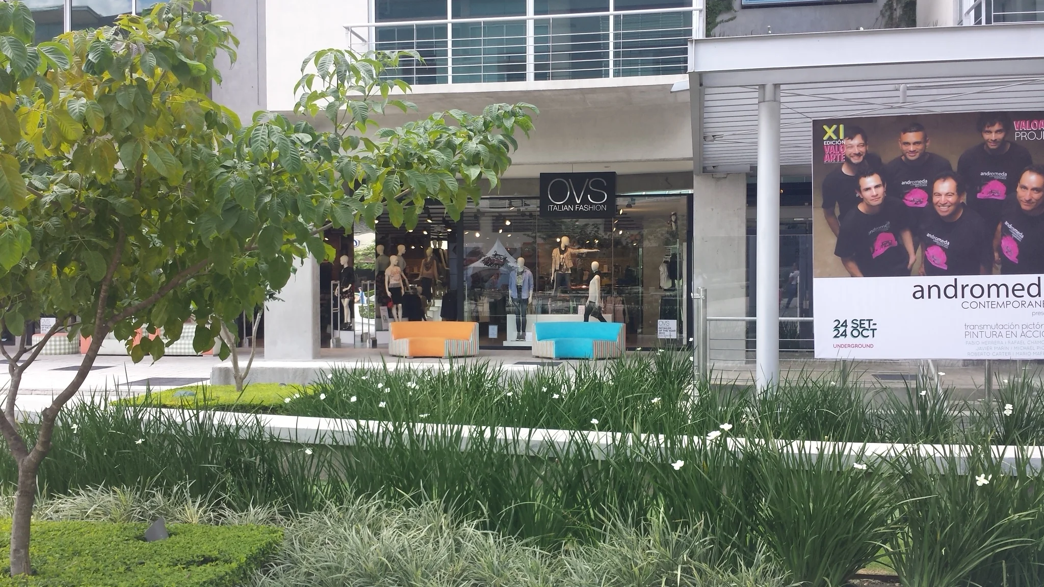 Custom design, public location Costa Rica