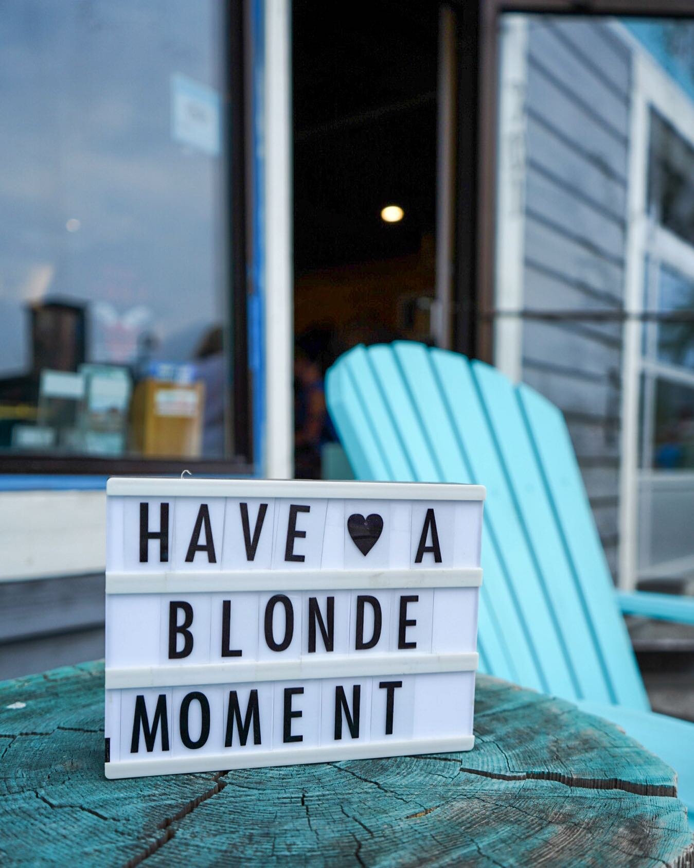 Providing inspiration and motivation one cup at a time 💛#haveablondemoment 
.
.
.
.
#coffee #canmore #sicamous #blondiescafe #latte #cutecafe #locallyowned #downtowncanmore #okanagan