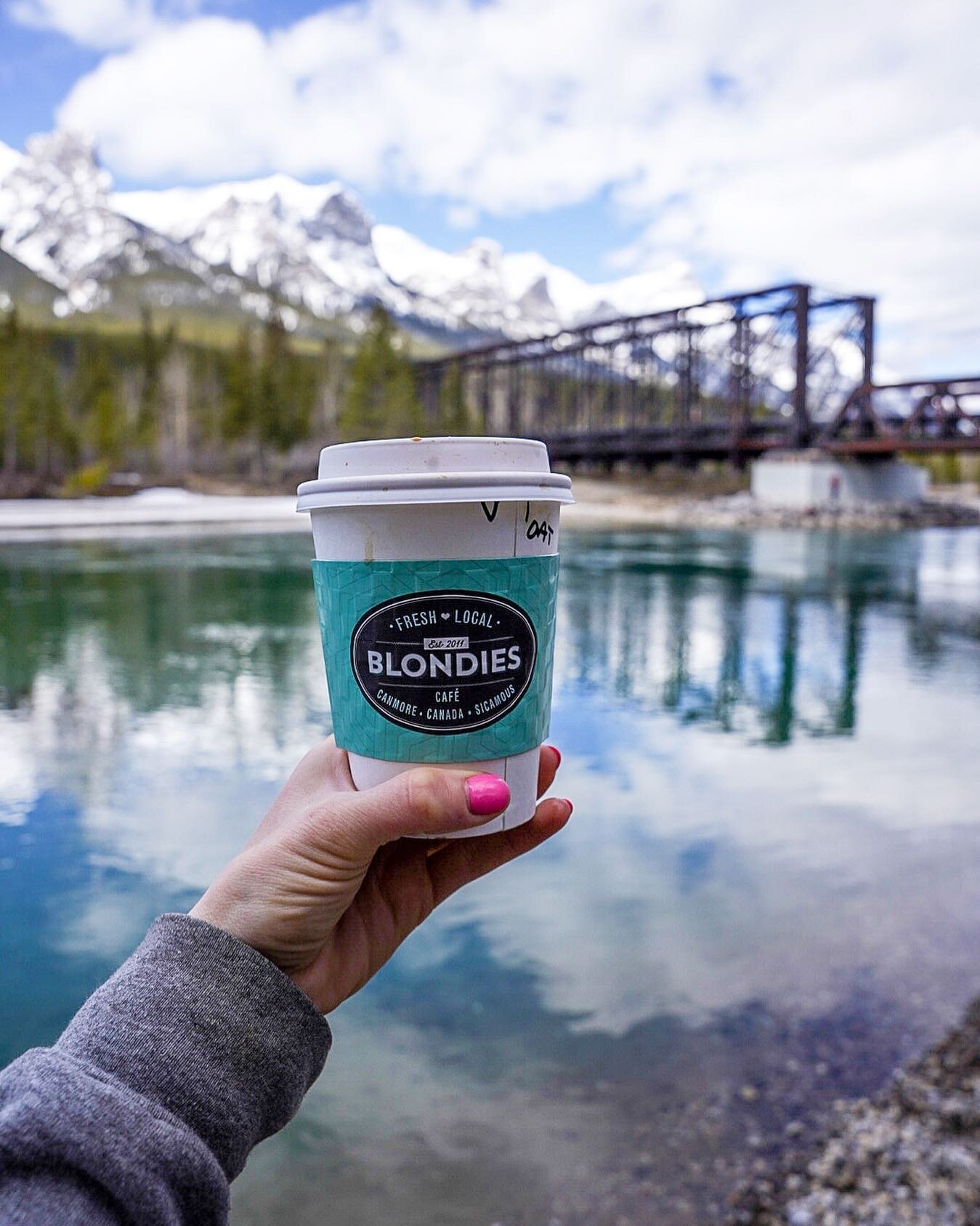 One oat milk latte to go strolling around Canmore please 💁&zwj;♀️💛☕️ #haveablondemoment
