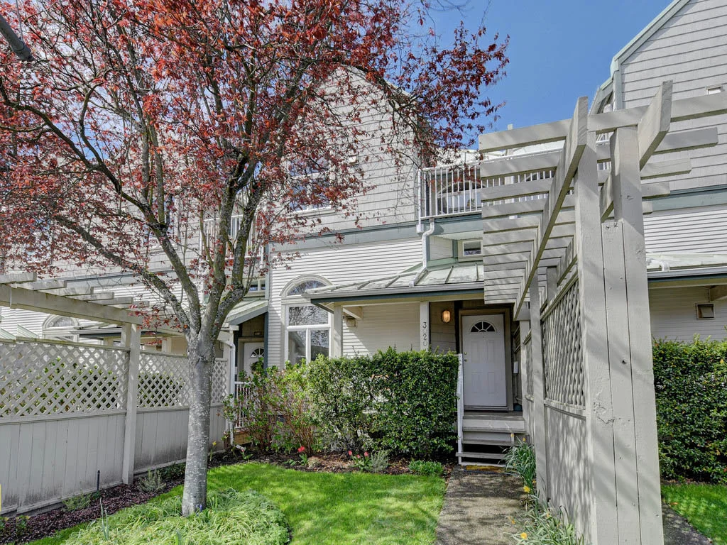 Washington Townhouse.jpg