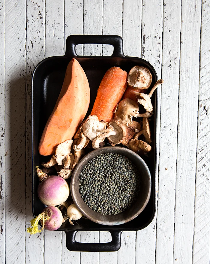 veggie shepard's pie with a curried sweet potato + carrot crust | what's cooking good looking