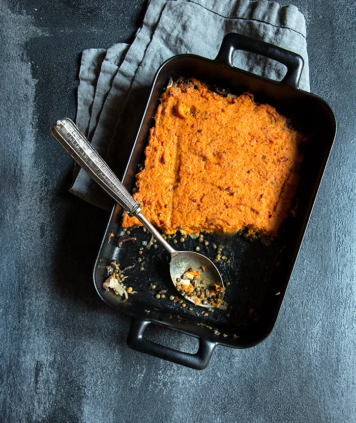 veggie shepard's pie with a curried sweet potato + carrot crust | what's cooking good looking