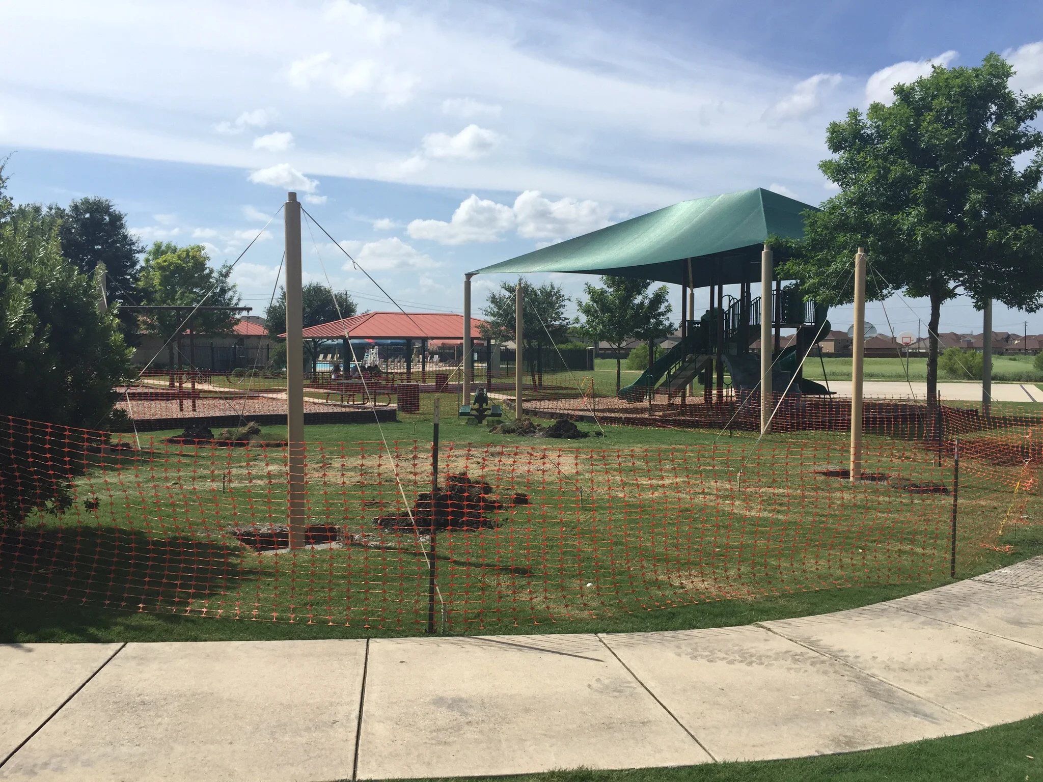 Canopy going up!