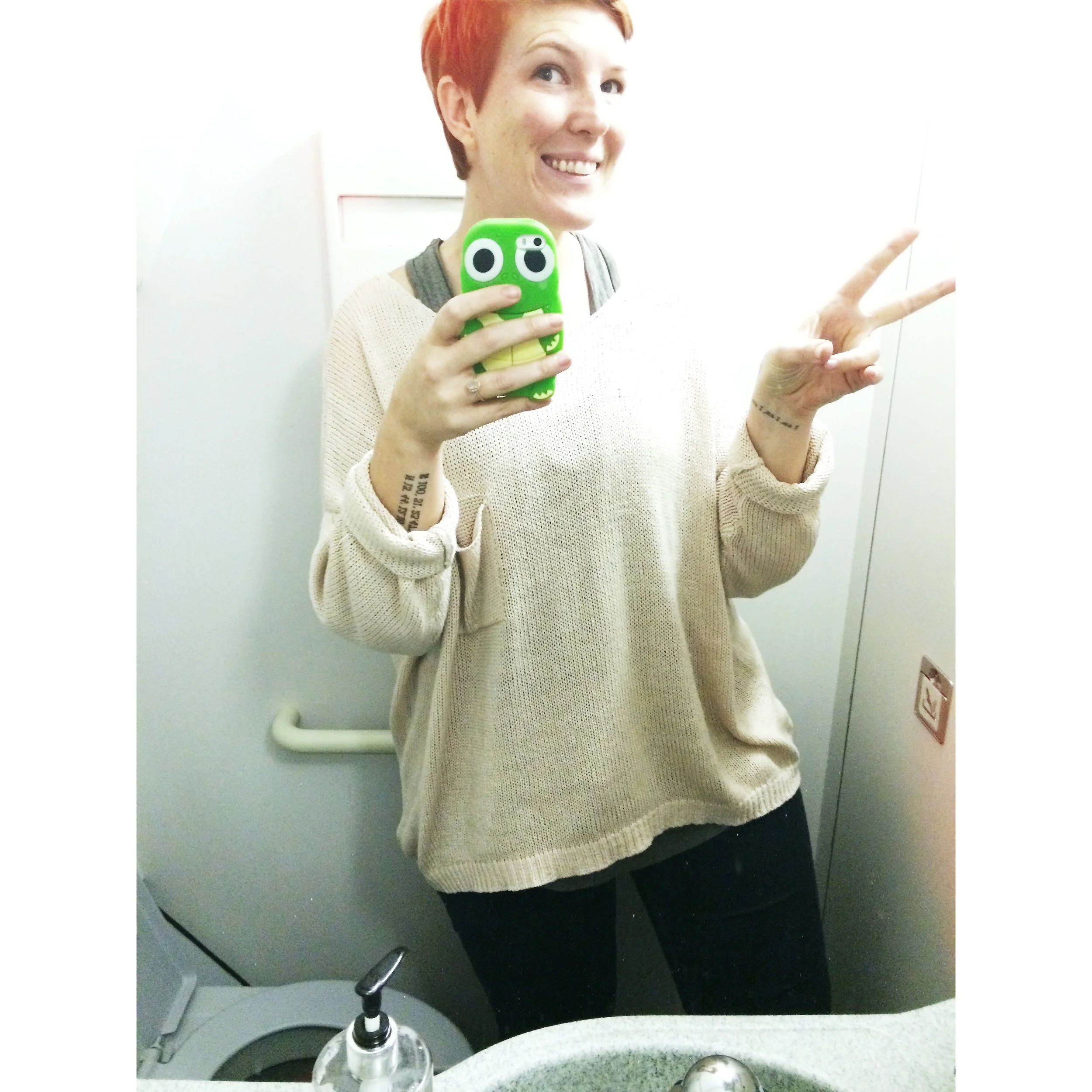 Yes I'm in an airplane. One of the benefits (?) of being on a tourist visa still is the jaunts to other countries even if it is for only 20 minutes. 