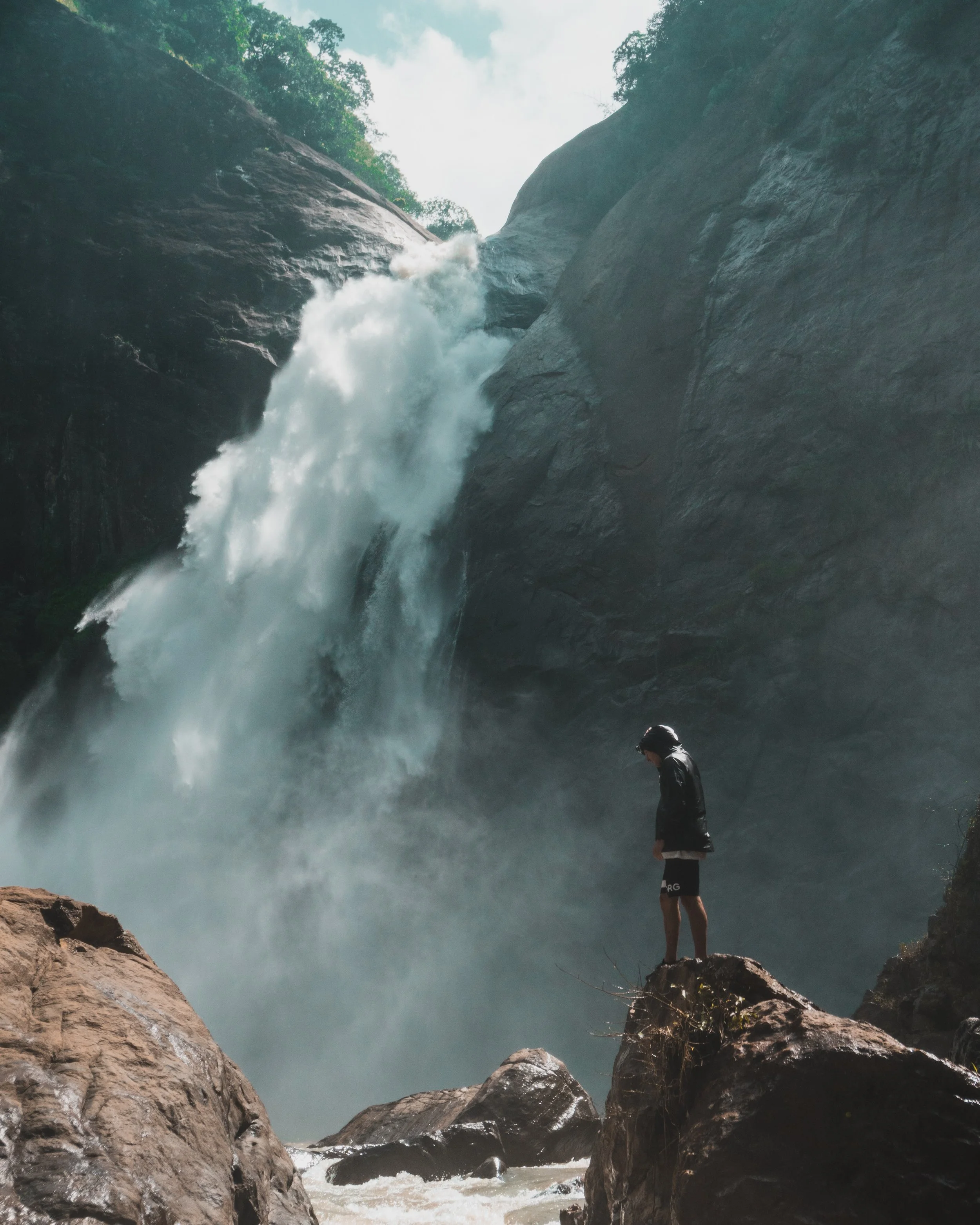 action-adrenaline-adventure-1047051.jpg