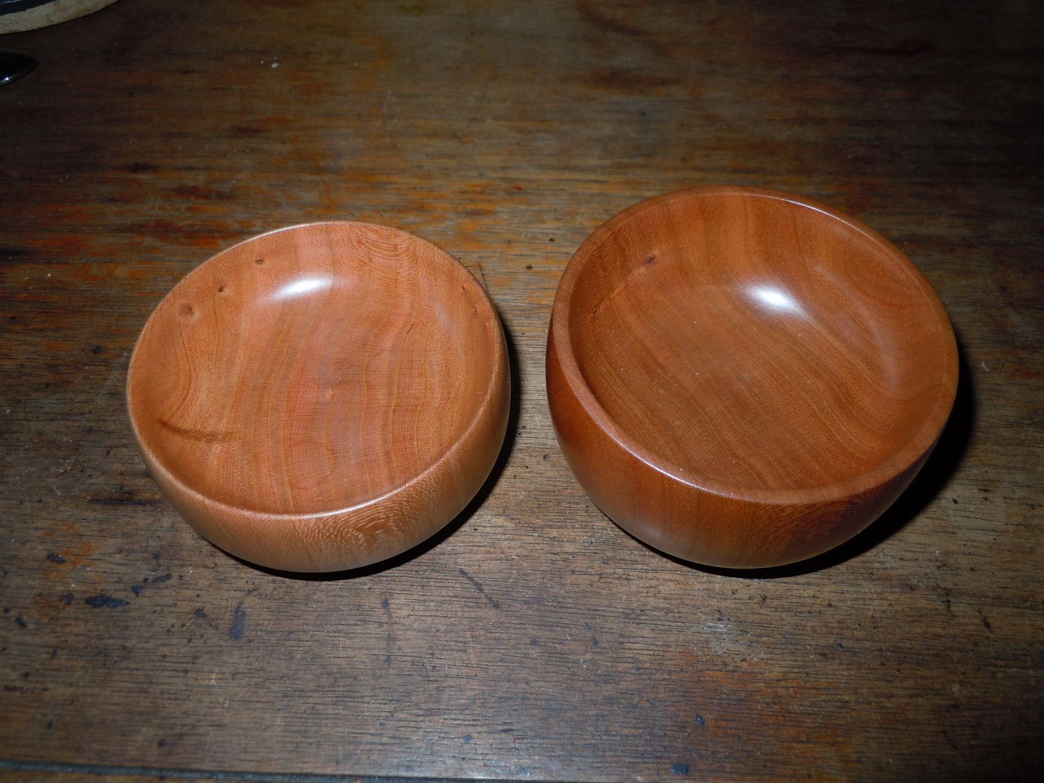 2 small cherry bowls.