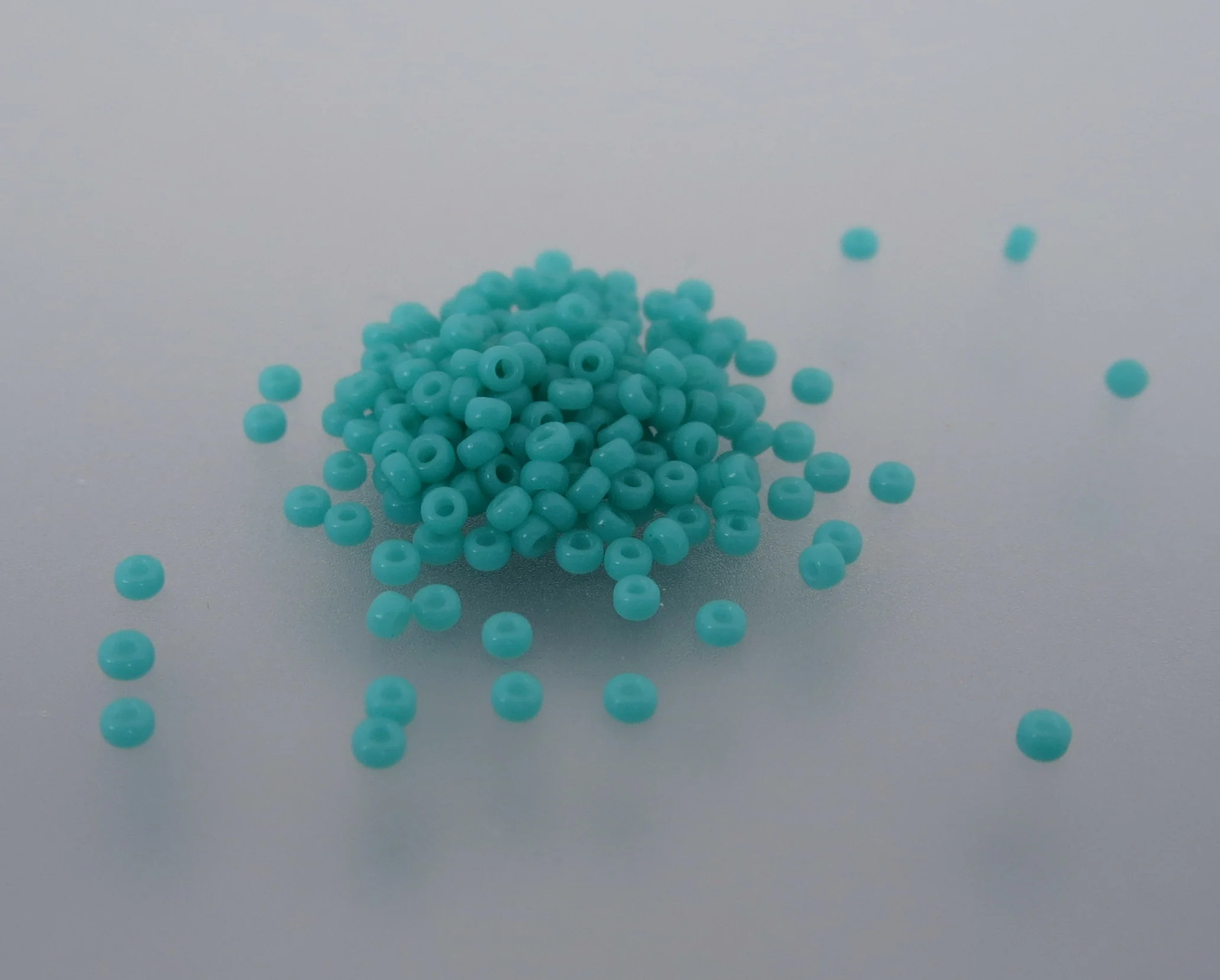 15º Japanese Seed Bead - Opaque Turquoise Green (#412)