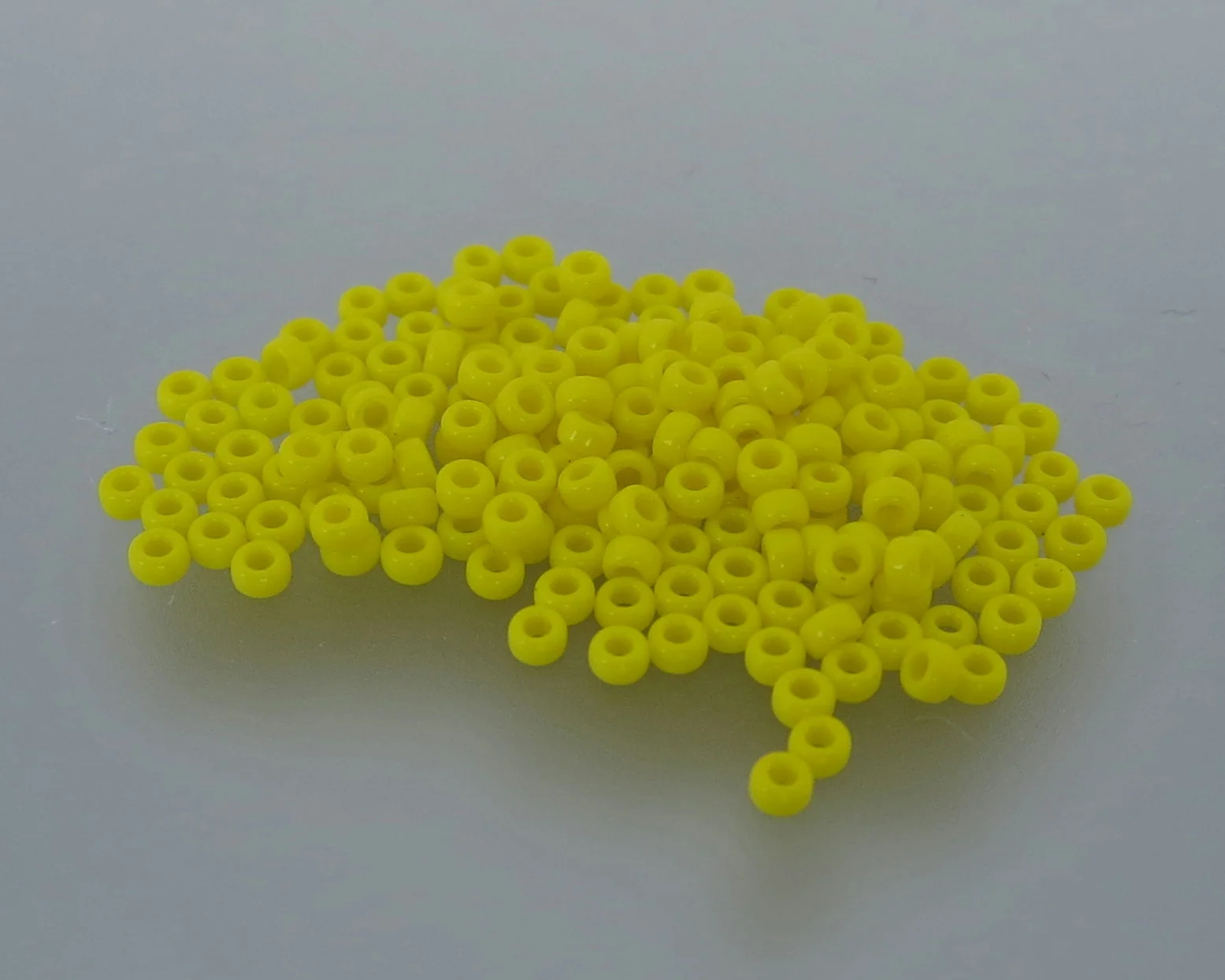 15º Japanese Seed Bead - Opaque Yellow (#404)