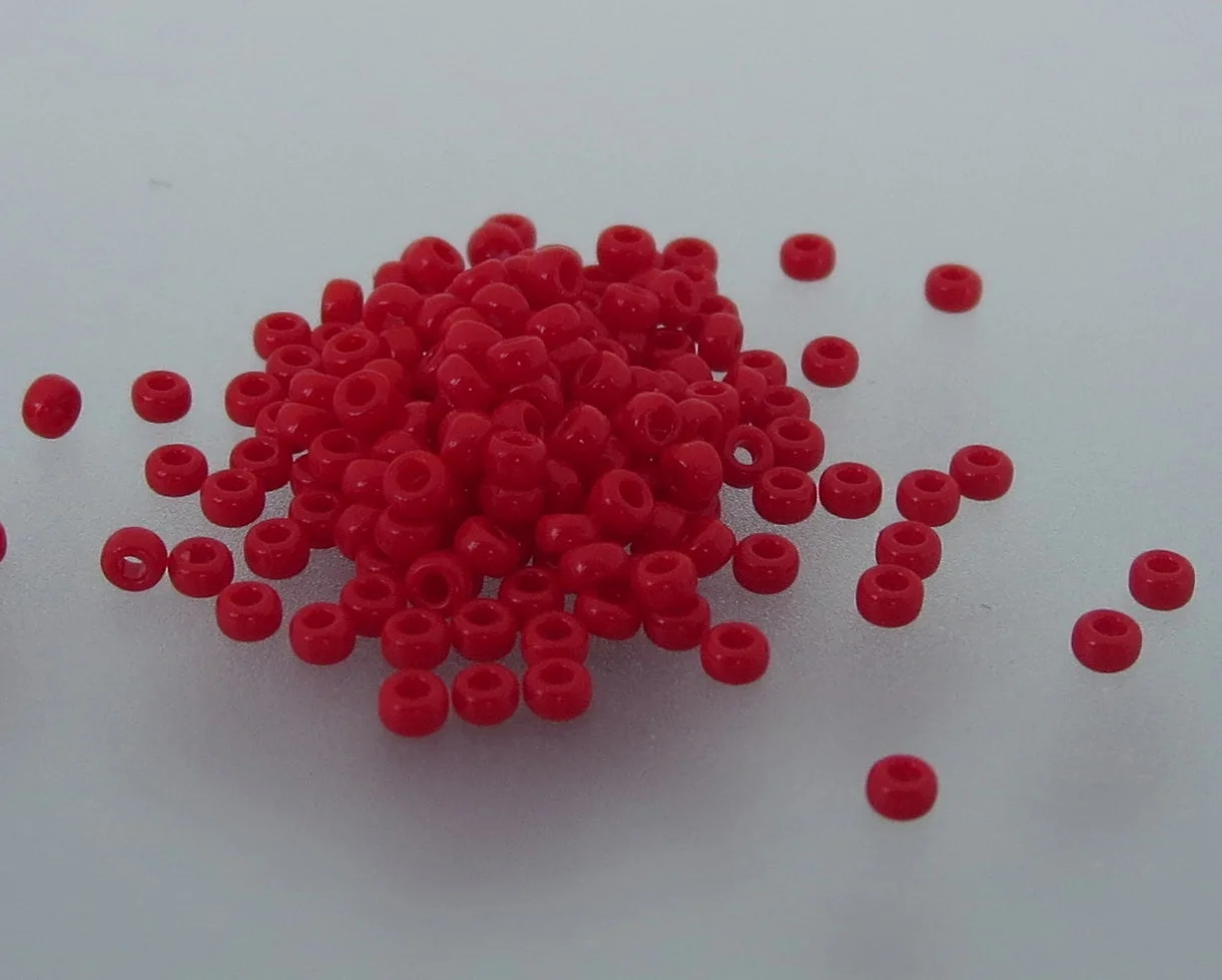 15º Japanese Seed Bead - Opaque Red (#408)